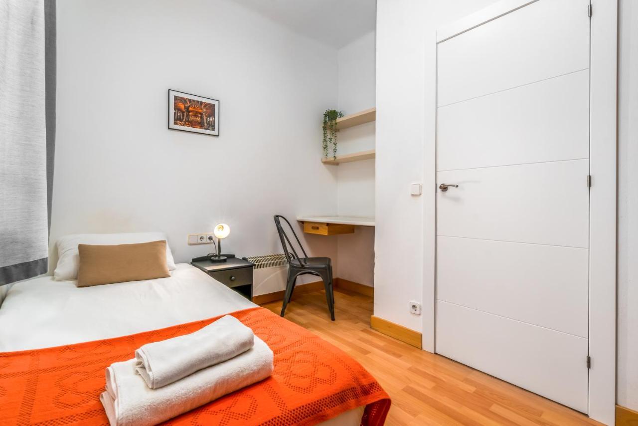 Fridays Flats Arc De Triomf - Solar & Spacious Barcelona Exterior photo